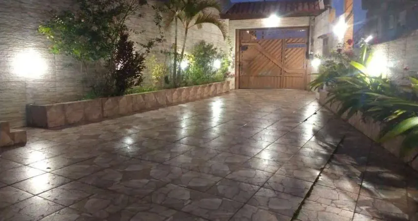 Sobrado com 3 dormitórios à venda, 217 m² por R$ 495.000,00 - Jardim Cruzeiro - Mauá/SP