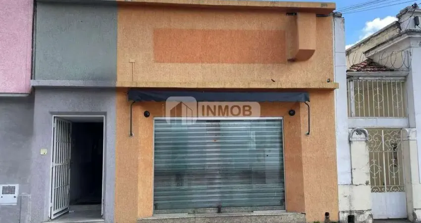 Casa comercial para alugar na Rua Visconde do Rio Branco, Centro, Taubaté