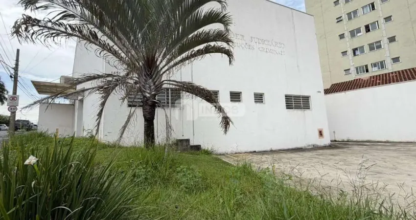 Ponto comercial com 1 sala para alugar na Rua Emílio Winther, 1439, Centro, Taubaté