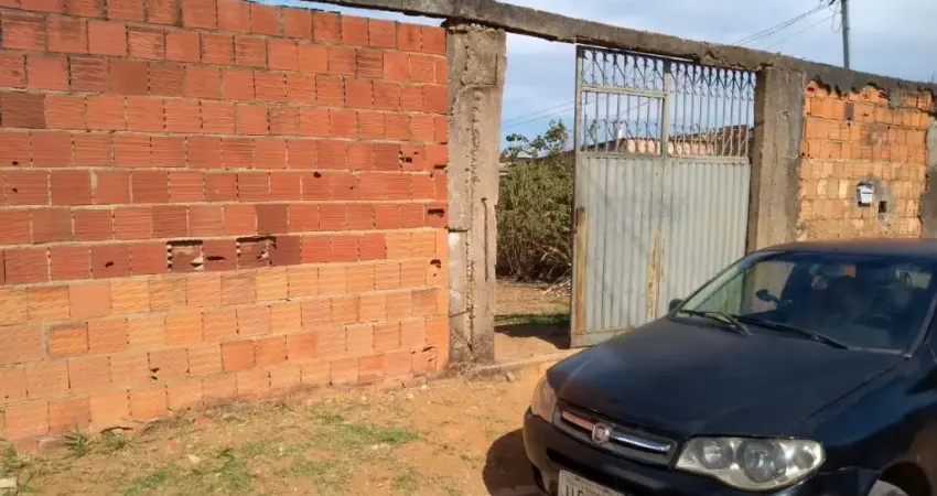 LOTE DE 300M² - COM DUAS KITS. SOL NASCENTE - CONDOMÍNIO GÊNESIS