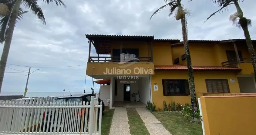 Casa com 4 quartos à venda na Rua Marcelo Moecke, Brasília, Itapoá