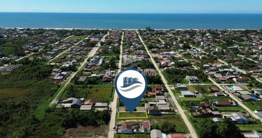 Terreno bem localizado, e pronto para construir, na Barra do Sai