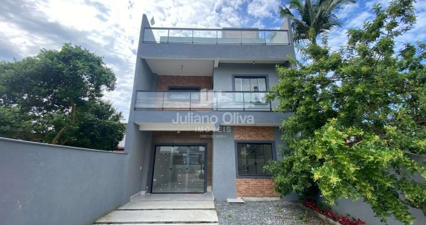Casa com 3 quartos à venda na Rua 833 mergulão, São José, Itapoá
