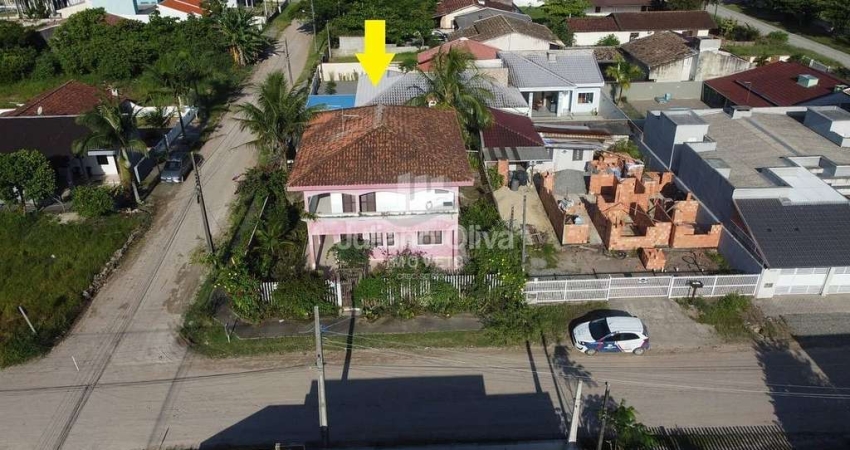 Sobrado com 3 quartos  à Venda, Barra do Saí - Itapoá/sc