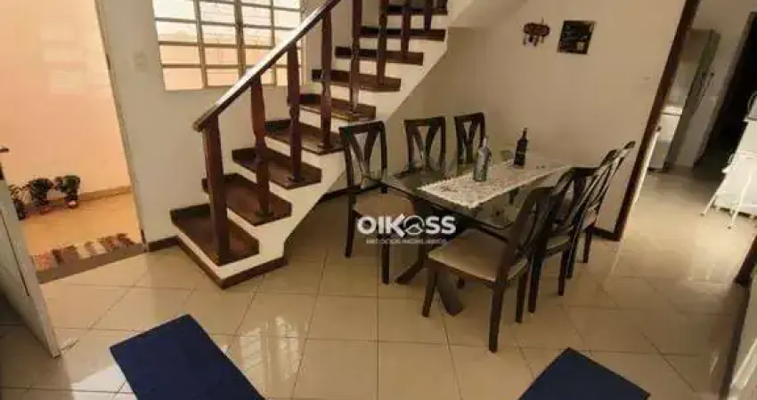 Sobrado com 4 dormitórios à venda, 182 m² por R$ 636.000,00 - Residencial União - São José dos Campos/SP