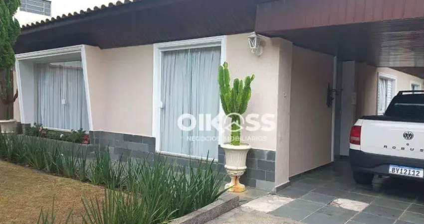Casa com 3 dormitórios à venda, 220 m² por R$ 2.200.000,00 - Palmeiras de São José - São José dos Campos/SP