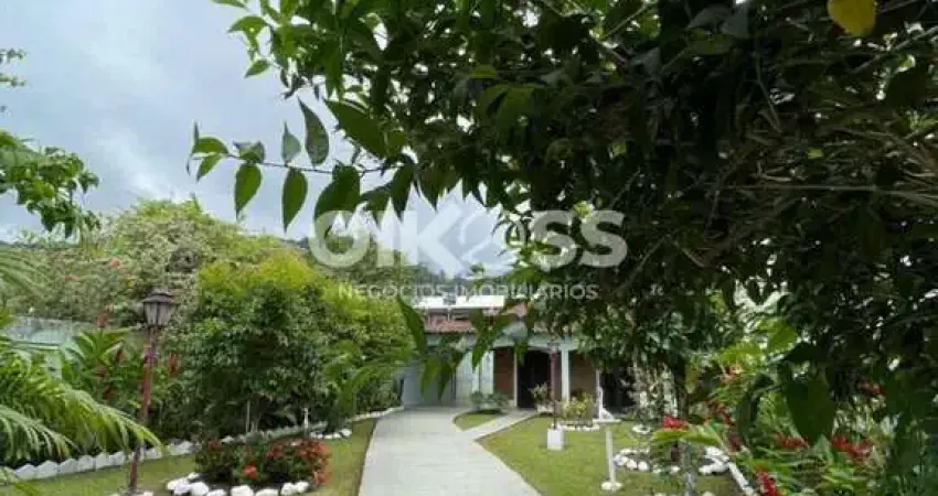 Casa com 2 quartos à venda no Centro, Caraguatatuba