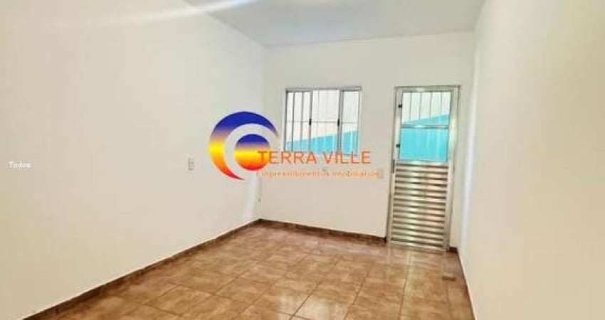 Casa com 03 cômodos para alugar em Santana de Parnaíba - SP