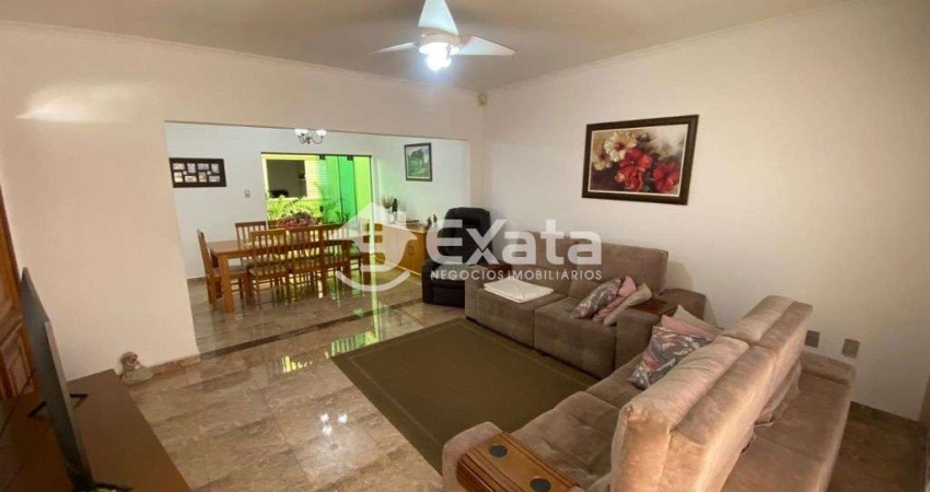 Otima casa para venda no Jardim Maria do Carmo !!