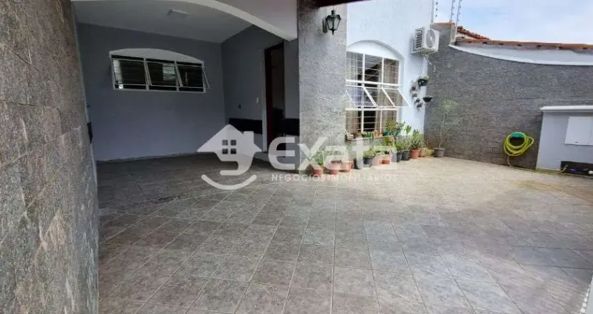Casa com 3 quartos à venda na Rua Amaro Vieira da Silva, 193, Jardim Maria Antônia Prado, Sorocaba