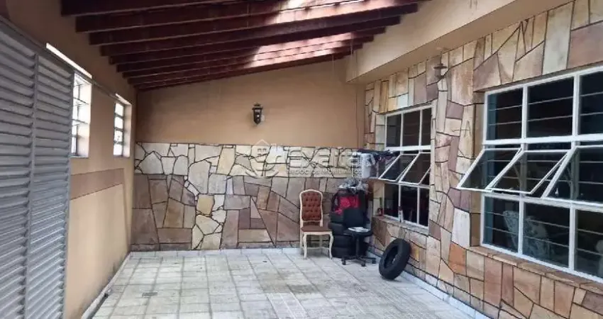 Casa com 3 quartos à venda na Rua Urugüai, 210, Vila Assis, Sorocaba