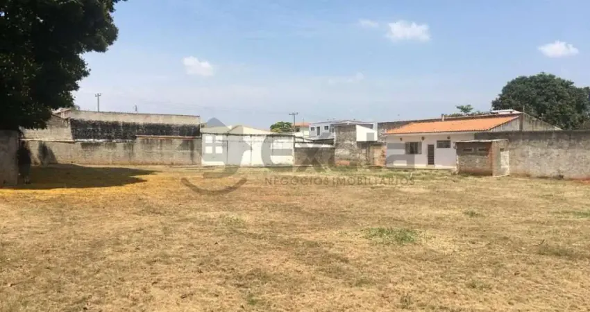 Terreno à venda na Alameda dos Heliotrópios, 595, Jardim Simus, Sorocaba