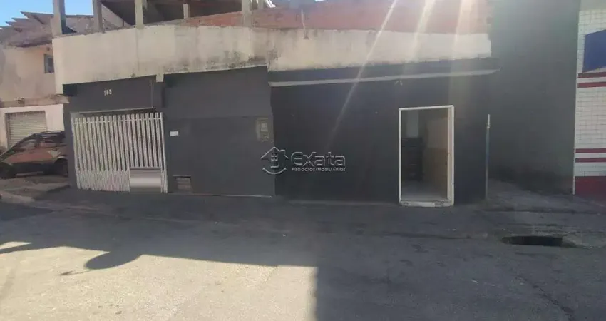 Casa com salao comercial no Bairro dos Morros