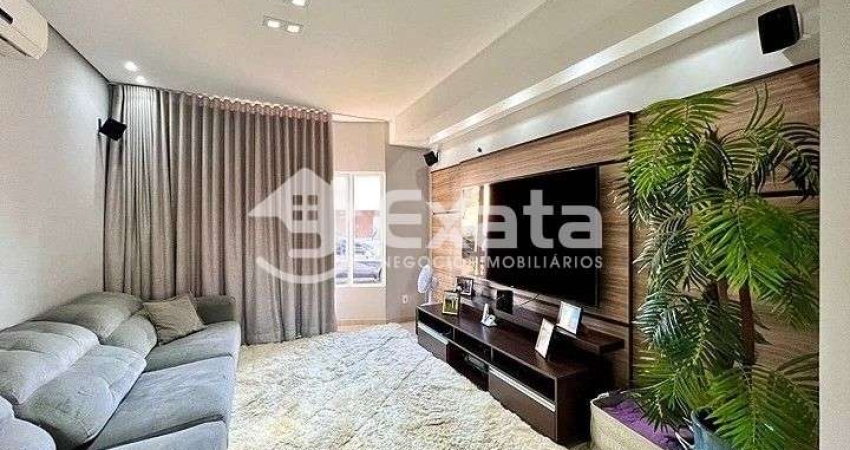 Sobrado de luxo com 5 Suites no Condominio Ibiti Royal Park