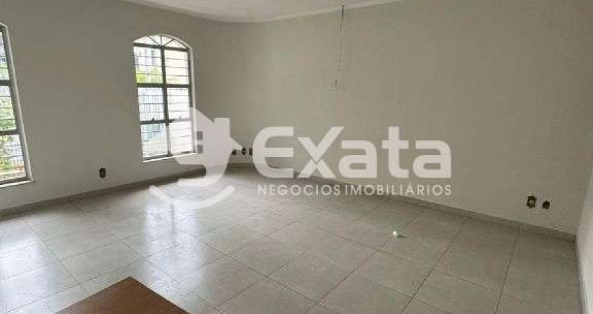 Casa comercial para locacao com 3 Dormitorios, 2 Suites e Amplo Quintal