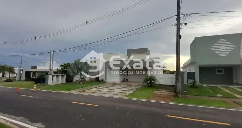 Casa de luxo com 3 suites em condominio fechado Jardim Solar do Bosque