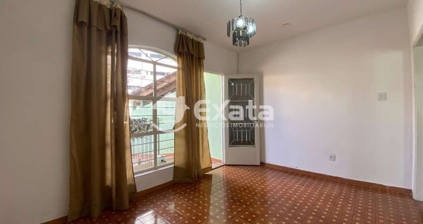 Casa para locacao na Vila Haro.