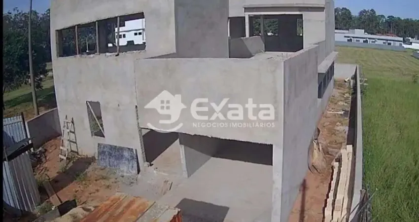 Casa terrea com parte superior, esta na fase cinza a venda no condominio santa barbara  resort