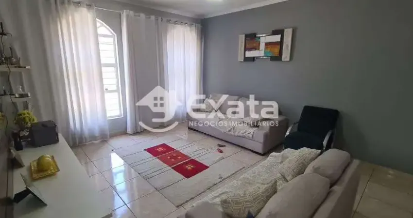 Casa com 3 quartos à venda na Vila Hortência, Sorocaba