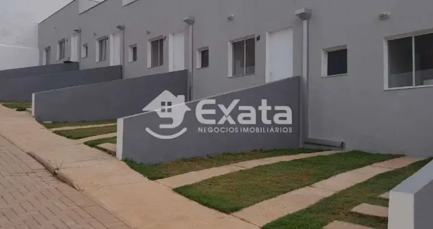 Casa em condominio villagio com excelente acabamento, boa localizacao e doctacao ok pra financiamento.