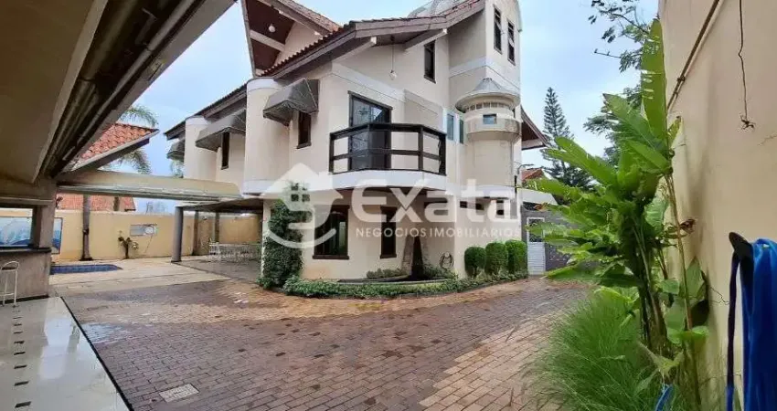 Linda casa com 5 quartos e area de lazer no elton ville / parque campolim!