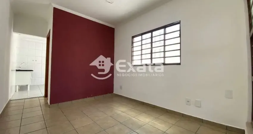 Otima casa a venda no jardim sandra, oportunidade para uma renda de aluguel!