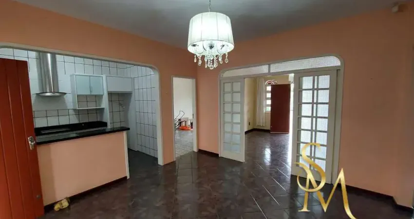 Casa com dois dormitorios em madeira de lei e vaga de garagem em palhoça/sc.
