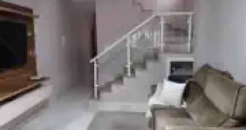 Linda Casa Triplex próxima a praia Vila Mirim Praia Grande