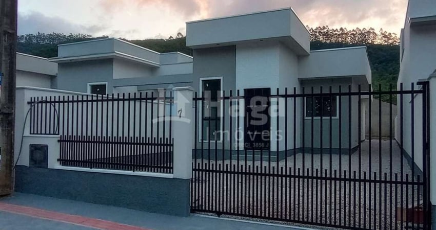 Casa à venda no Bairro Trinta Reis em Nova Trento/SC