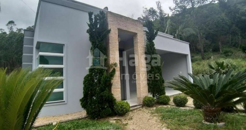 Casa à venda no bairro Lageado Baixo em Guabiruba/SC