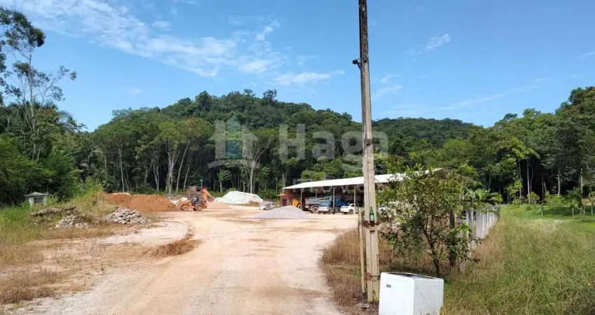 Terreno residencial/comercial a venda no bairro São Pedro em Brusque/SC