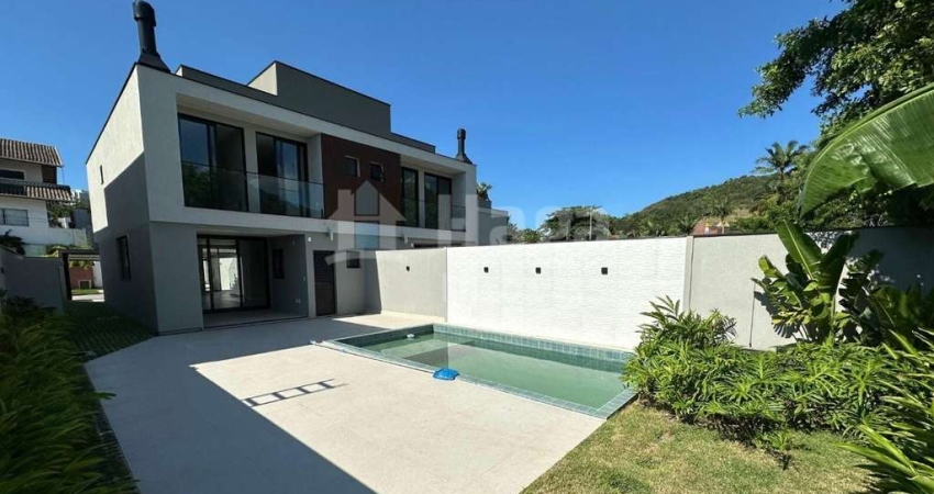 Casa com 3 quartos à venda na Vila Nova, Porto Belo 