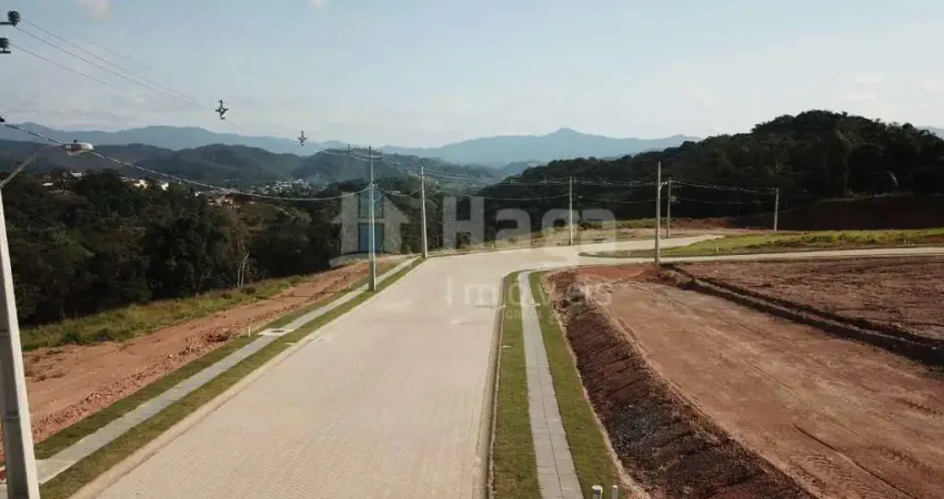 Terreno à venda no Azambuja, Brusque 