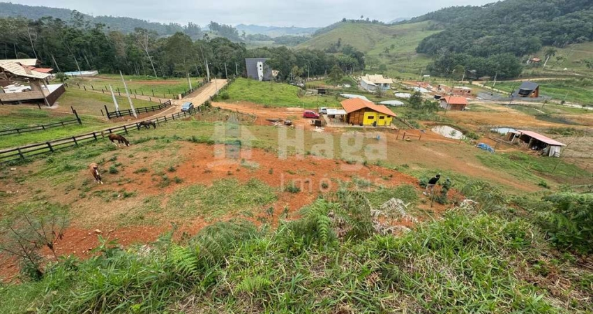 Terreno à venda no Moura, Canelinha 