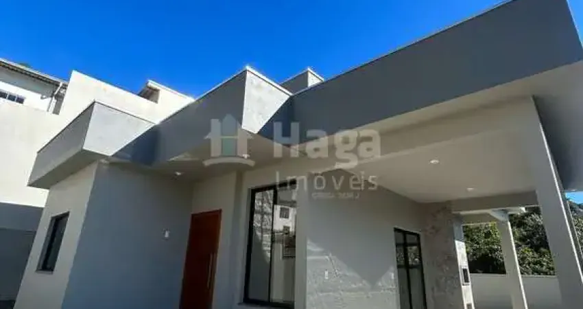 Casaá venda no Bairro Guabiruba Sul em Guabiruba/SC