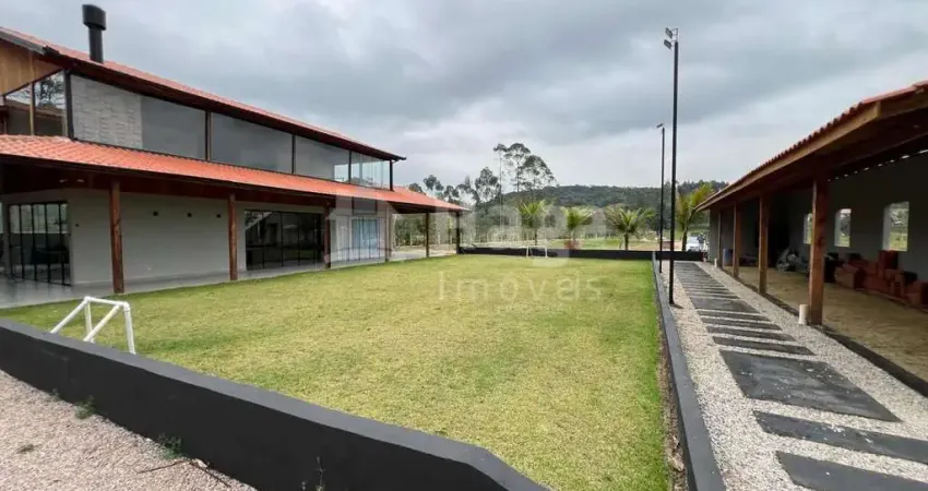 Chácara / sítio com 5 quartos à venda em Papagaios, Canelinha 