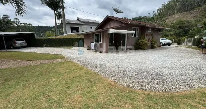 Chácara / sítio à venda no Centro, Botuverá 