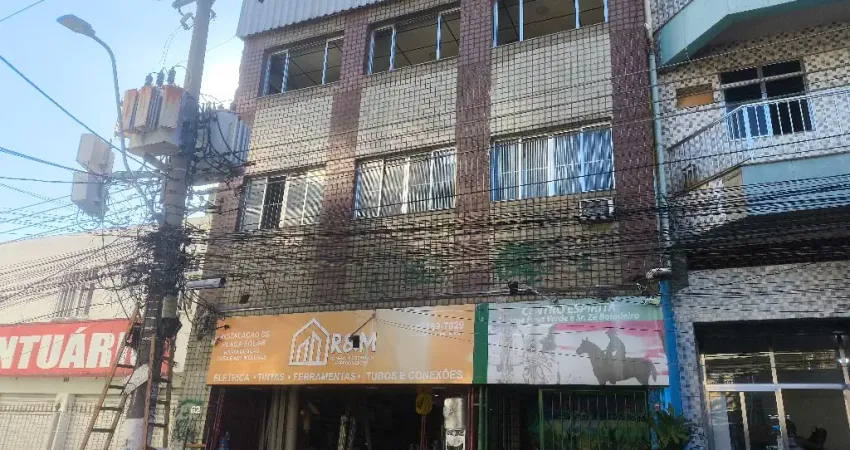 Alugo loja com sobreloja