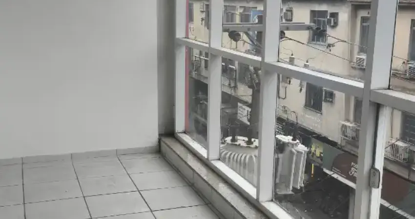 Sala comercial com 1 sala para alugar na Rua Gessyr Gonçalves Fontes, 170, Centro, São João de Meriti