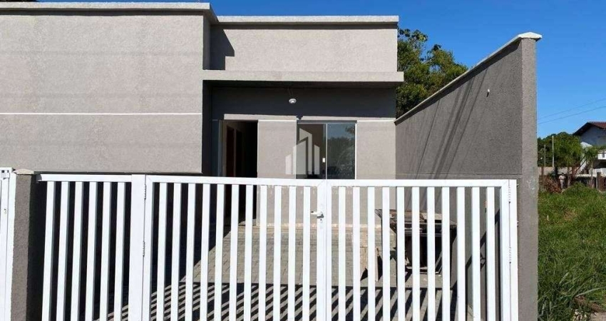 Casa Com 02 Quartos Sendo (01 Suíte) No Balneário Brasília!