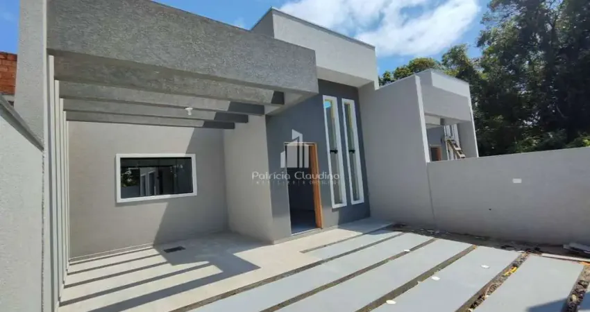 Casa nova a 400m da praia, com 03 quartos (01 suite) e piscina!