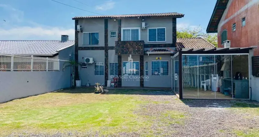 Casa com 3 quartos à venda na Avenida Beira Mar I, 2986, Barra do Sai, Itapoá