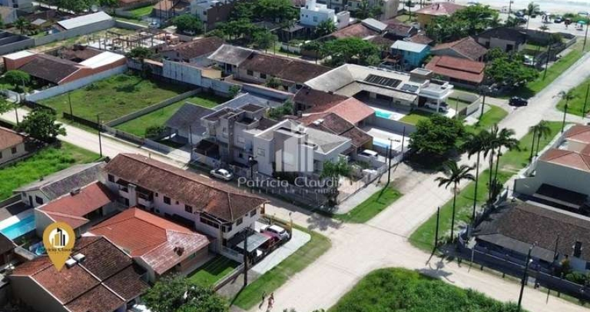 Casa com 02 quartos (01 suíte) á 250 metros da praia no Balneário Brasilia