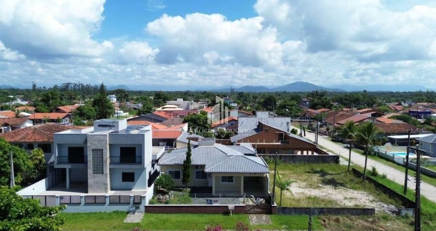 Casa Com 03 Dormitórios (Sendo 01 Suíte) - Barra Do Saí!