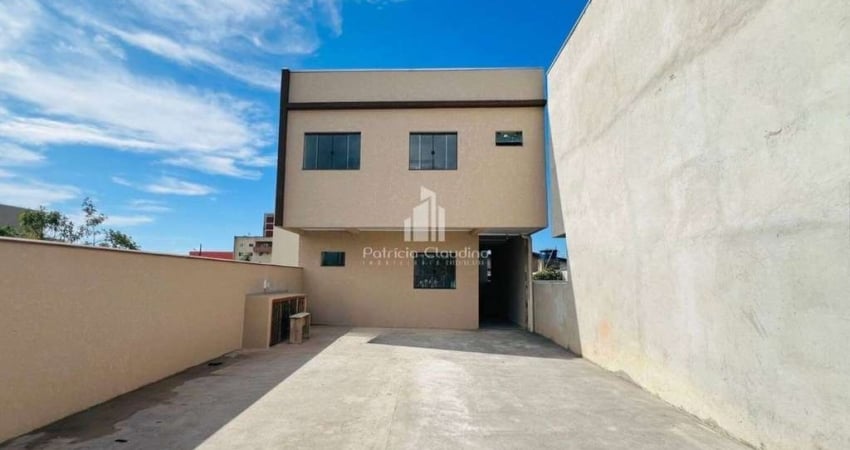 Apartamento Térreo, 02 Dormitórios e Jardim de Inverno - São José!