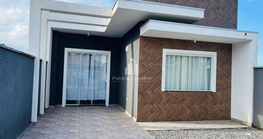Casa com quintal Com 03 Dormitórios (sendo 01 suíte)  - Barra do Sai!