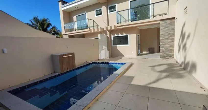 Casa com 4 quartos à venda na Rua Vicente Pinzon, 352, Barra do Sai, Itapoá