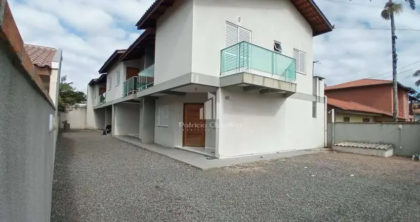 Casa com 3 quartos para alugar na Rua 510 - Álamo, 175, Rainha do Mar, Itapoá