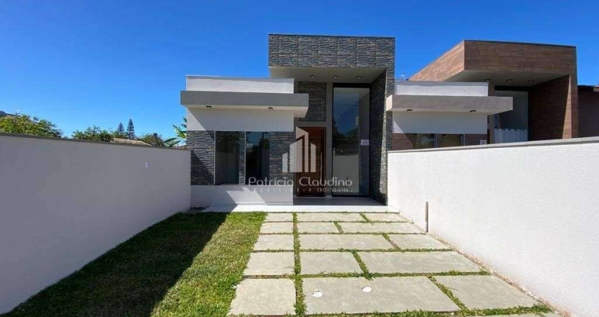 Casa nova na Barra do Sai, 95m², 03 dormitórios (Sendo 01 Suíte)