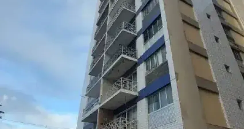 Apartamento andar alto totalmente nascente, excelente localização,